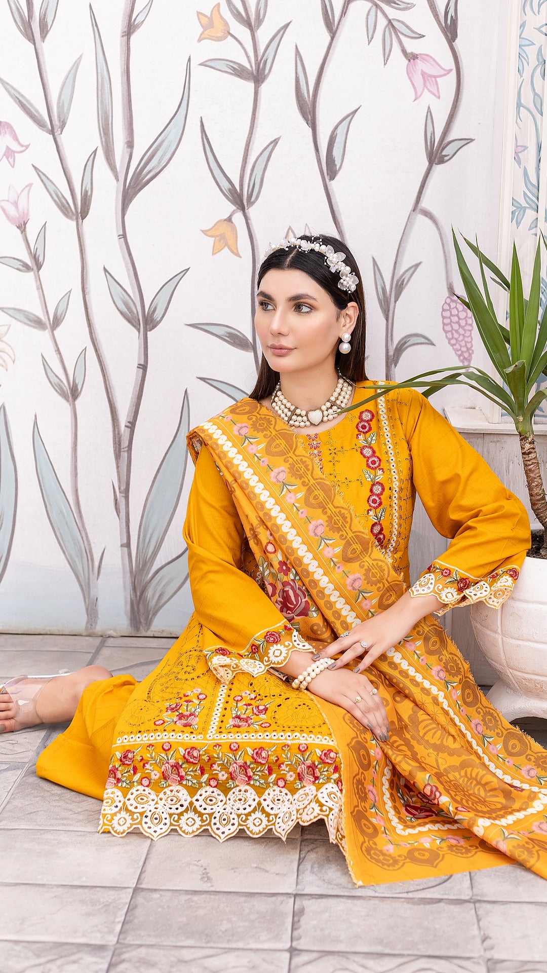 Golden | 3-Piece Ready-to-Wear | Cambric Cotton | Shirt, Trouser & Dupatta