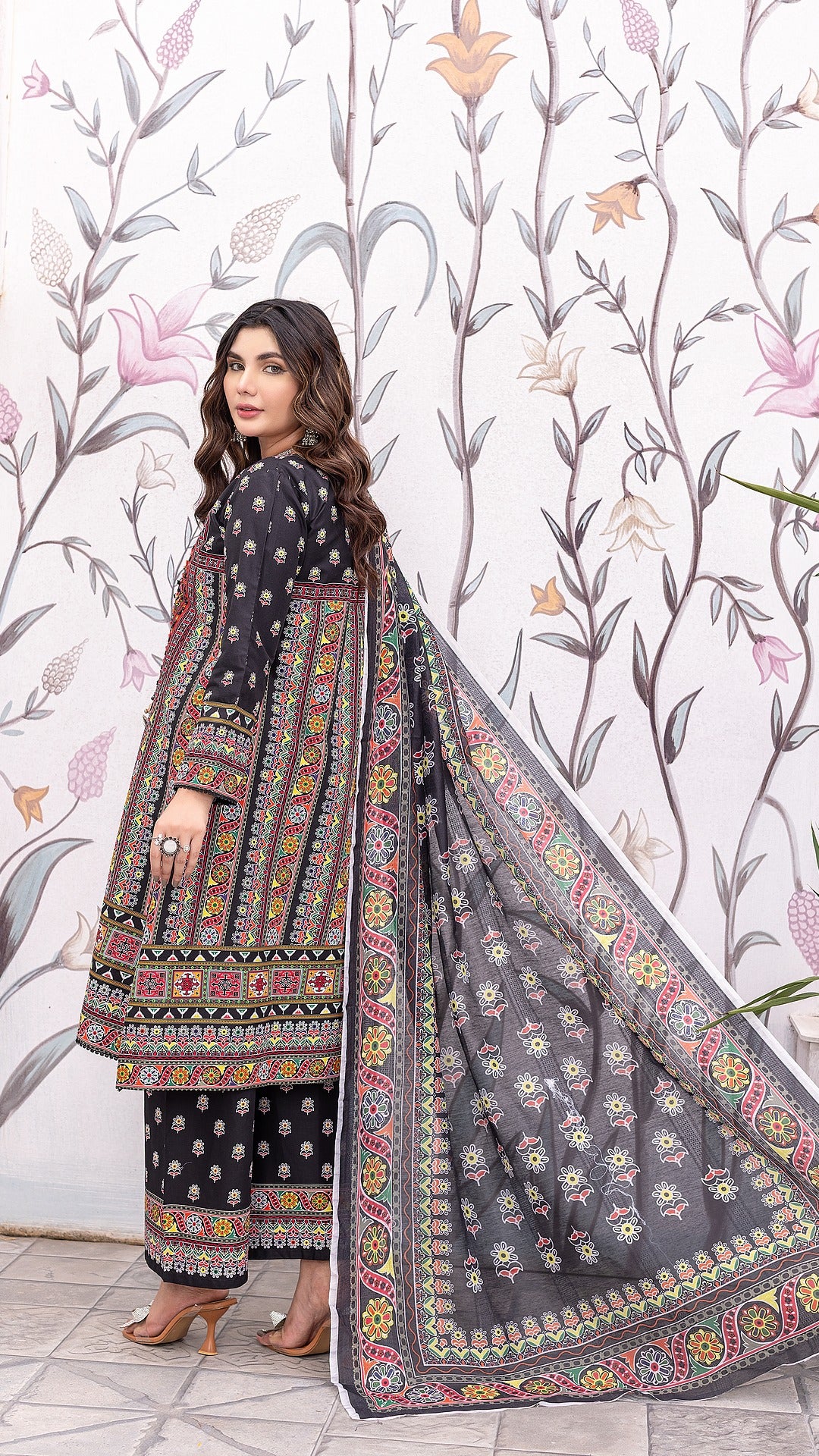 Mix Black 3-Piece Ready-to-Wear | Khaddar | Elegance in Every Thread